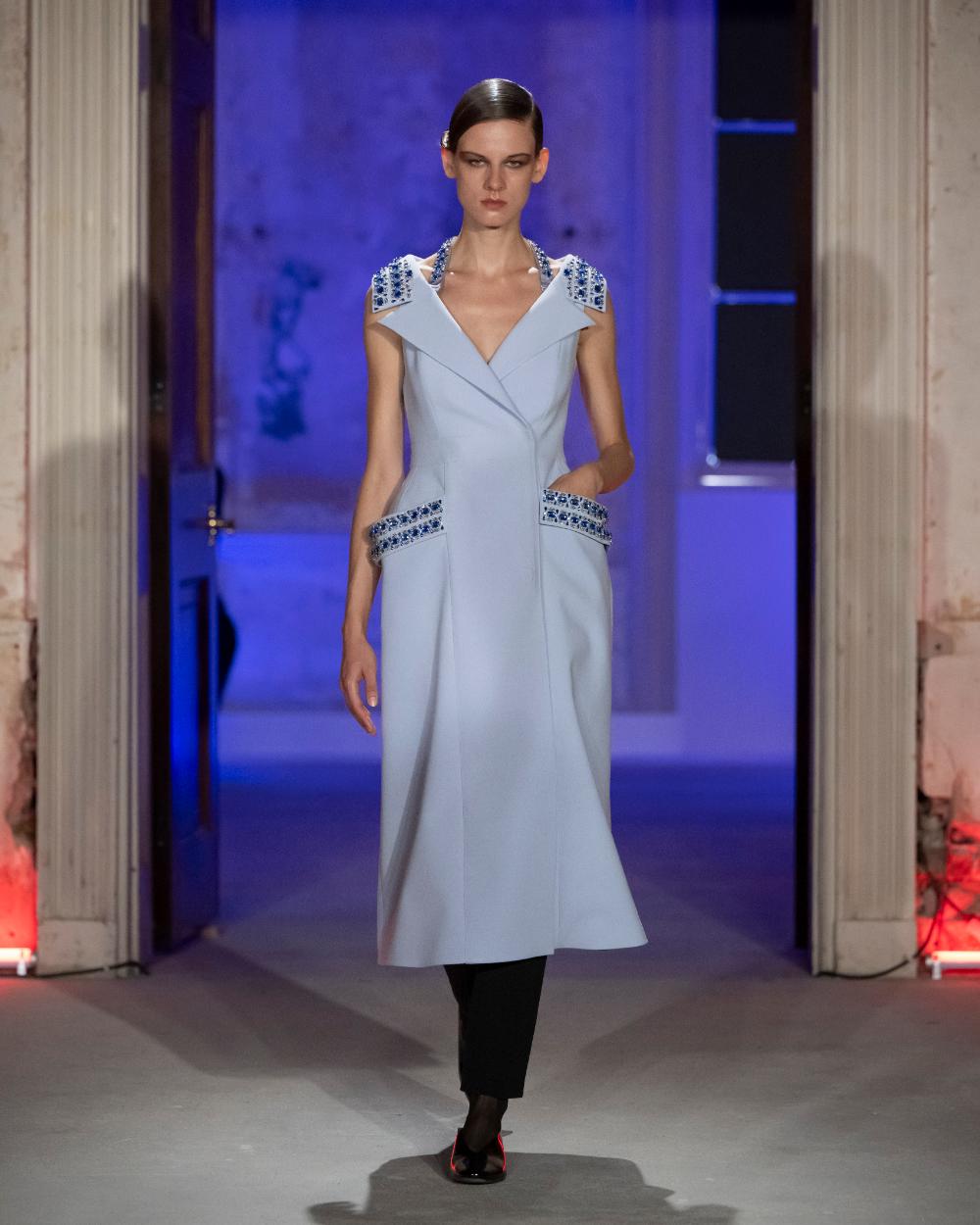 Huishan Zhang Spring 2025 Look 25; Photo: Courtesy of Huishan Zhang