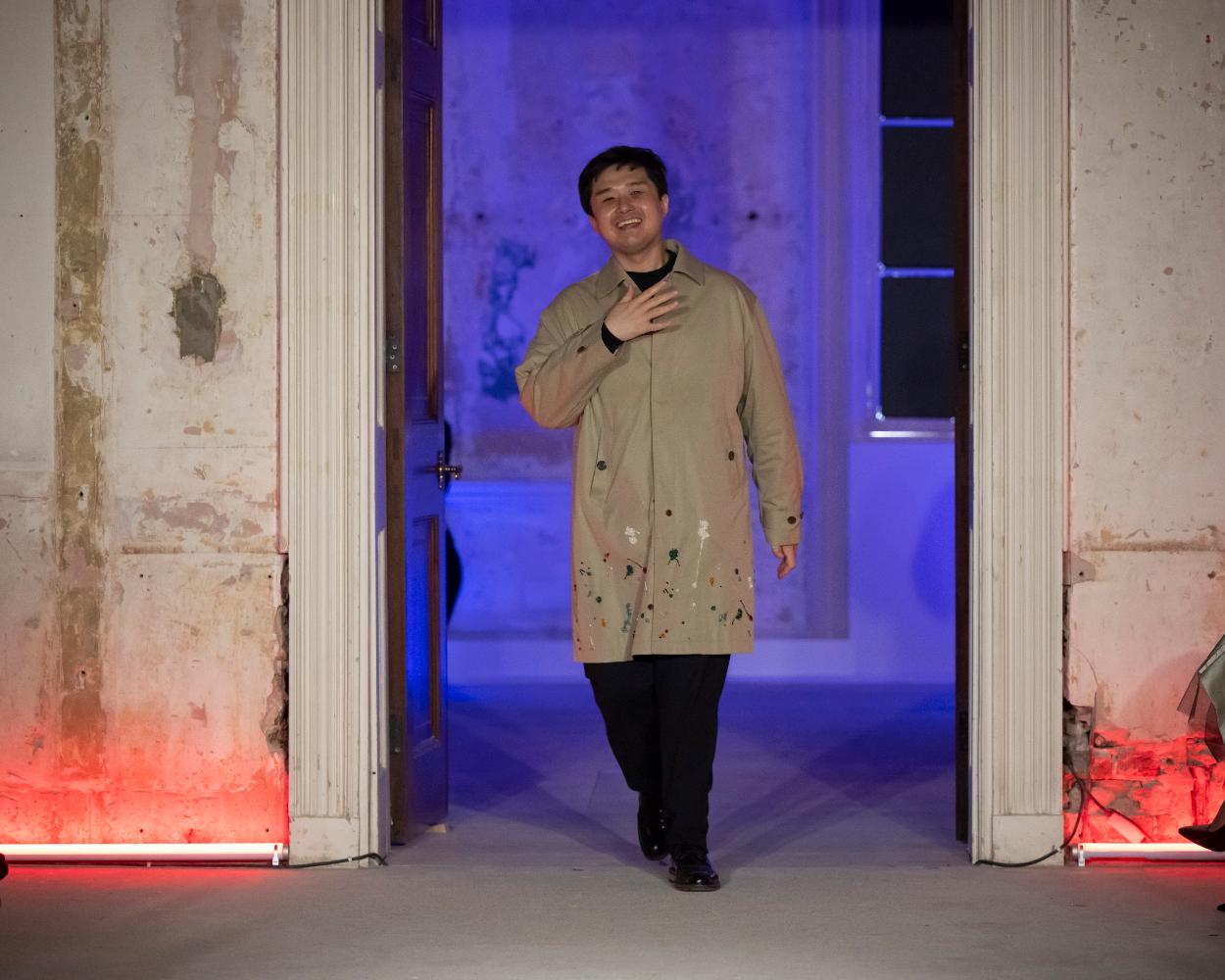 Huishan Zhang Spring 2025 Look 36; Photo: Courtesy of Huishan Zhang