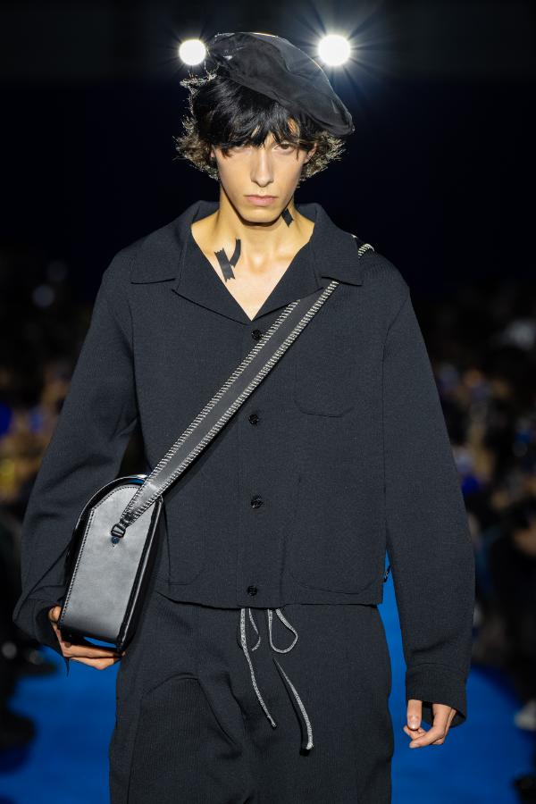 SHINYAKOZUKA Spring 2025 Details; Photo: Courtesy of SHINYAKOZUKA