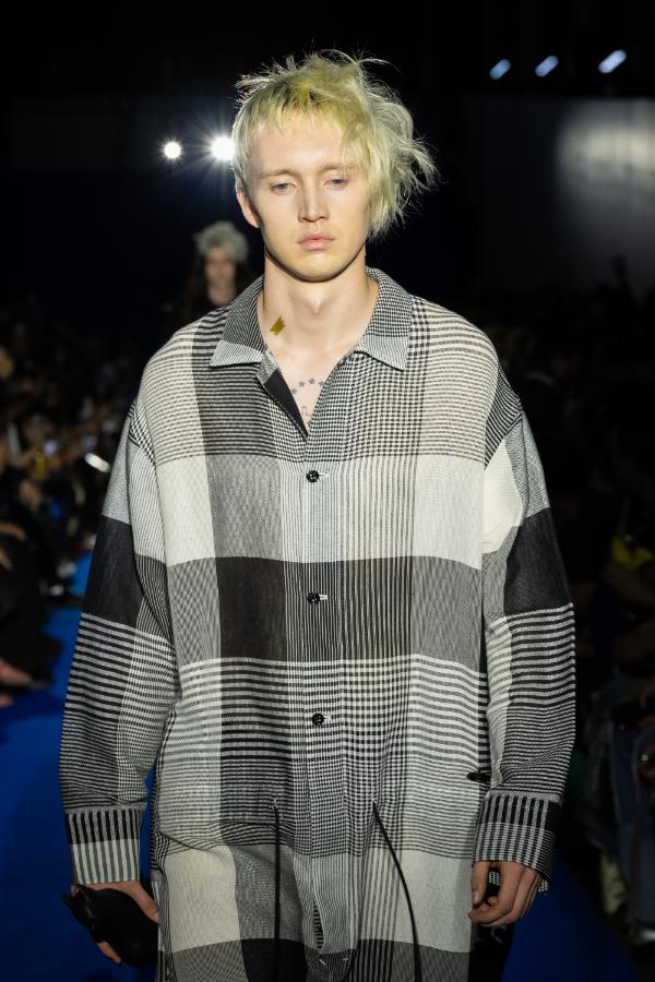 SHINYAKOZUKA Spring 2025 Details; Photo: Courtesy of SHINYAKOZUKA