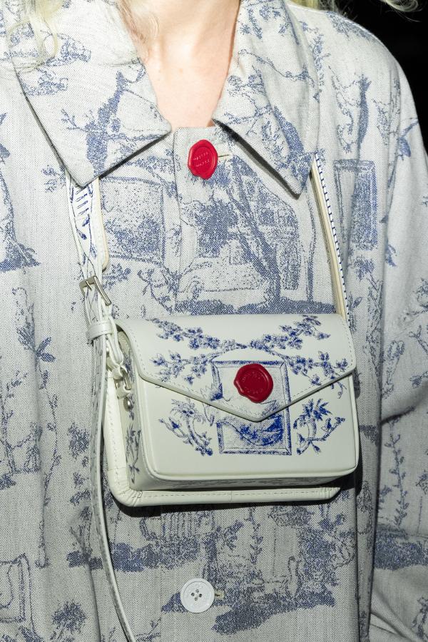 SHINYAKOZUKA Spring 2025 Details; Photo: Courtesy of SHINYAKOZUKA