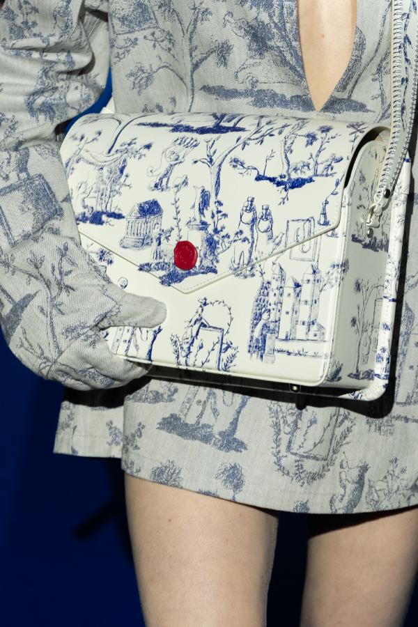 SHINYAKOZUKA Spring 2025 Details; Photo: Courtesy of SHINYAKOZUKA