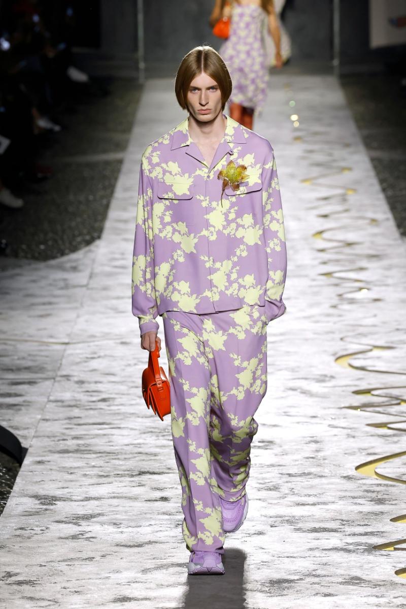 Versace Spring 2025 [Milan] Creative Direction: Donatella Versace